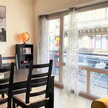 Le New Town - Balcony - City Center Apartment *