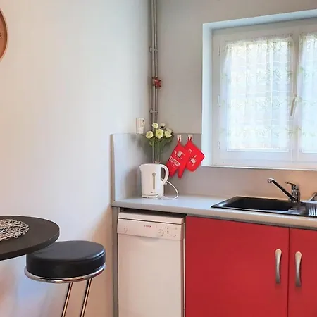 Le New Town - Balcony - City Center Apartment Rouen